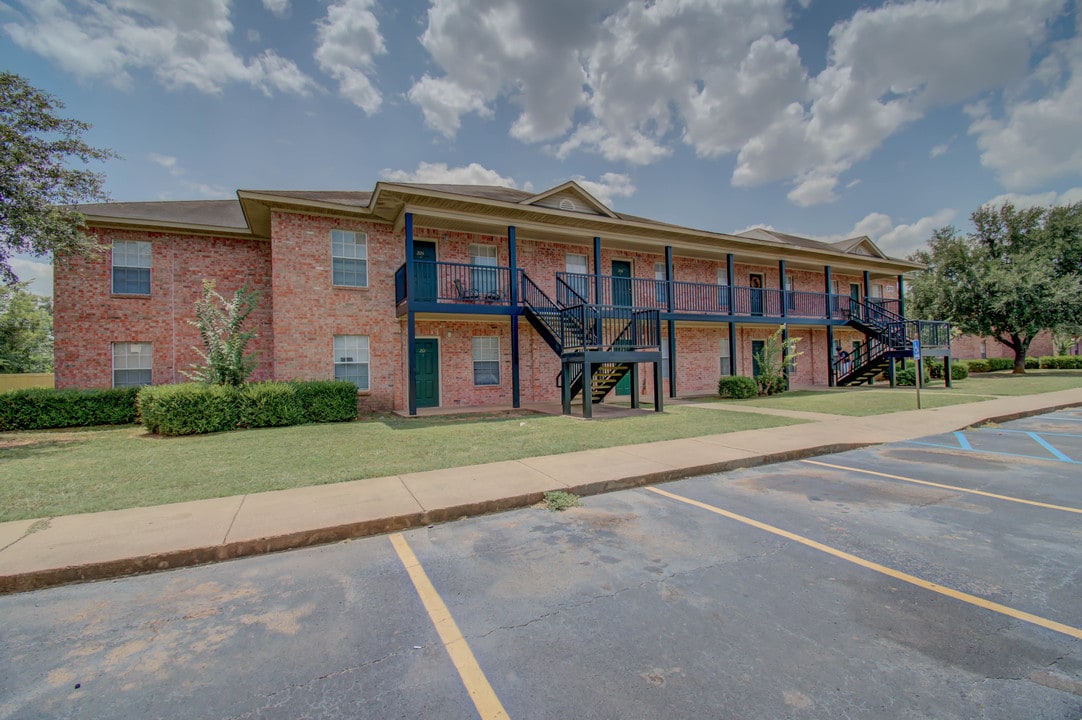 Chateau Apartments in Bossier City, LA - Foto de edificio