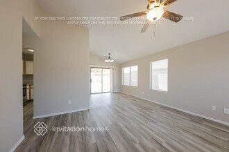 8559 W Carol Ave in Peoria, AZ - Building Photo - Building Photo