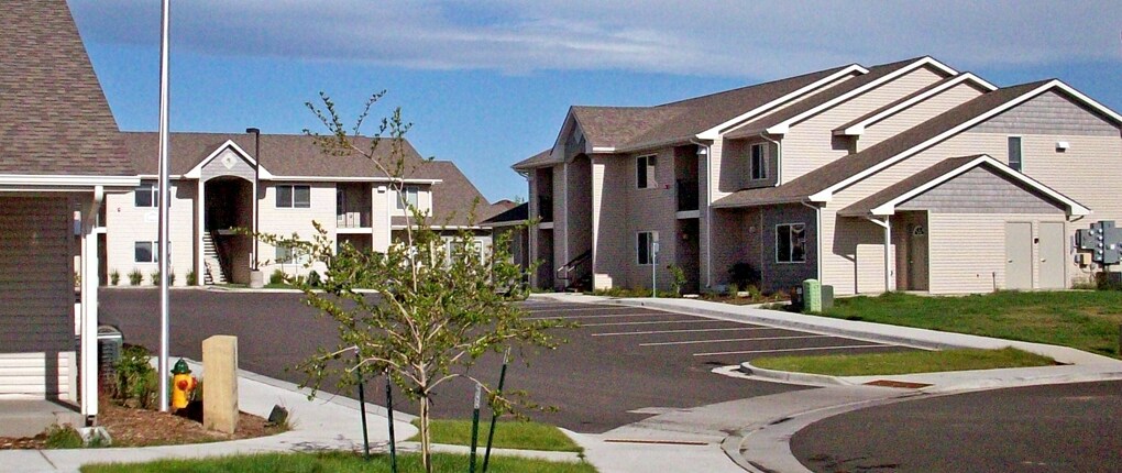 Autumn Ridge Apartments in Laramie, WY - Building Photo