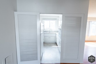 621 San Vicente Blvd-Unit -308 in Santa Monica, CA - Building Photo - Building Photo