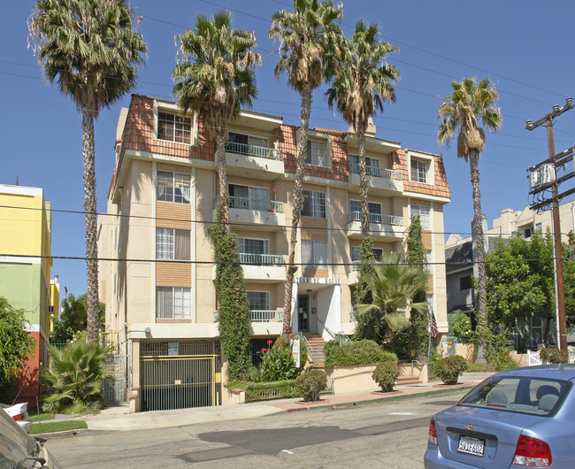 Sycamore House-Apartments in Los Angeles, CA - Building Photo - Building Photo