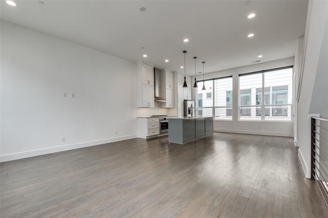 5927 Lindell Ave in Dallas, TX - Building Photo - Building Photo