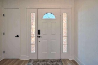 13902 Wickersham Ln in Houston, TX - Building Photo - Building Photo