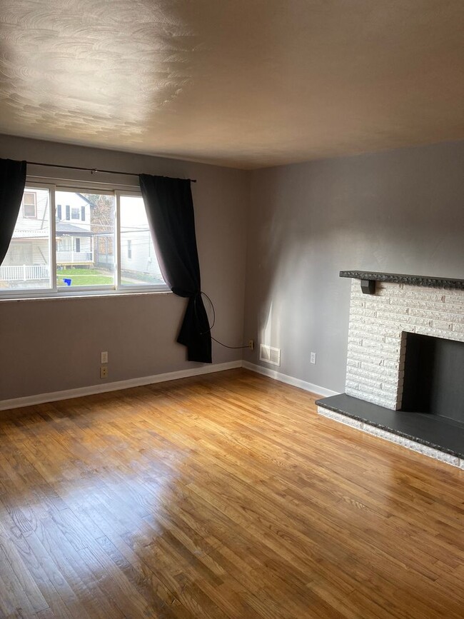 3618 Baytree St-Unit -1 in Pittsburgh, PA - Building Photo - Building Photo