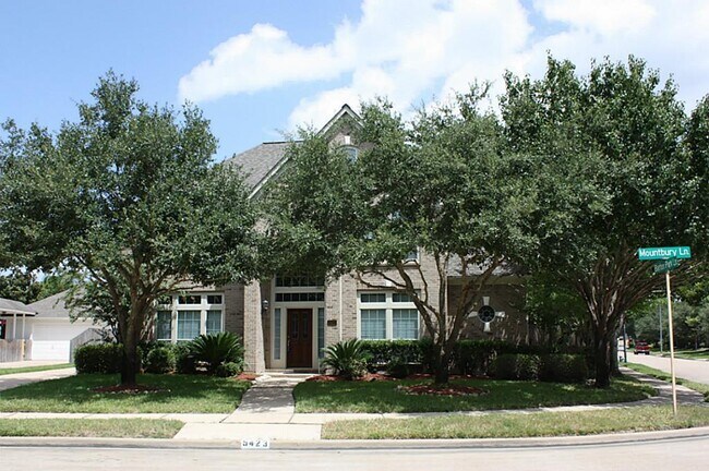 property at 5423 Montbury Ln