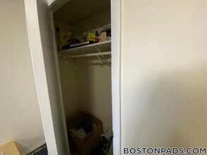 19 Brighton Ave in Boston, MA - Foto de edificio - Building Photo