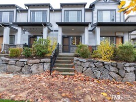 29104 SW Costa Cir W in Wilsonville, OR - Building Photo