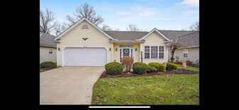 1441 Hollow Wood Ln in Avon, OH - Building Photo