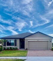 6505 Topaz Dr in Grant Valkaria, FL - Building Photo