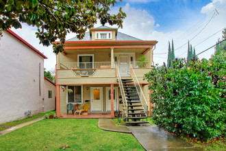 2015 10th St in Sacramento, CA - Building Photo - Building Photo