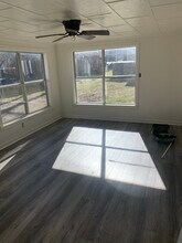 208 W Elm Ave, Unit Lower Apt in Stillwater, OK - Foto de edificio - Building Photo