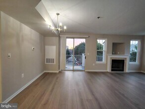 1641 International Dr in McLean, VA - Building Photo - Building Photo