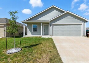 768 Opossum Trl in New Braunfels, TX - Building Photo