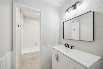 24223 Spring Towne Dr in Spring, TX - Building Photo - Building Photo