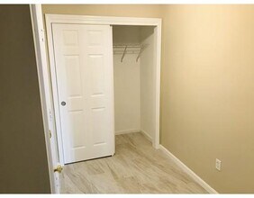 1830 Main St in Tewksbury, MA - Foto de edificio - Building Photo