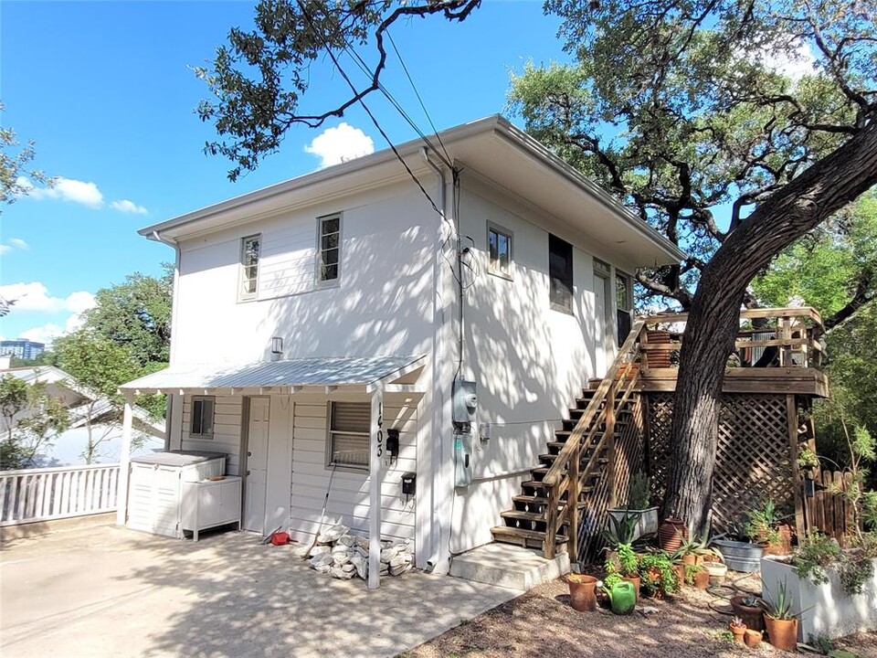 1403 Windsor Rd in Austin, TX - Building Photo