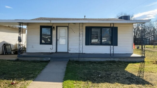 property at 3702 Beaumont Ave