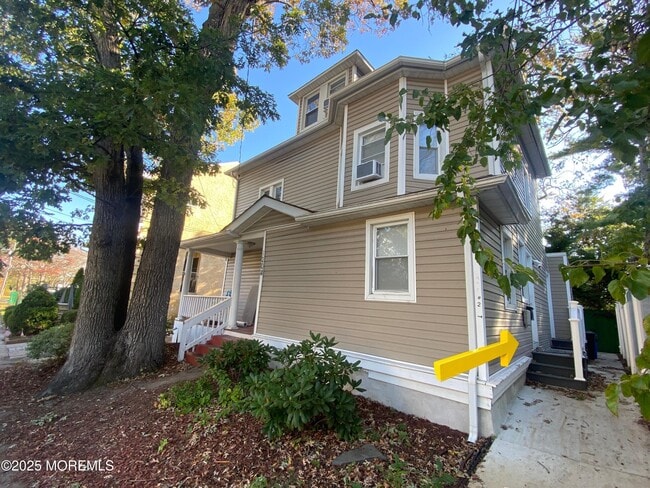 property at 1204 Emory St