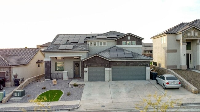 8883 Crystal Rook Dr in El Paso, TX - Building Photo - Building Photo