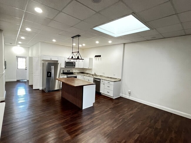 119 N Main St, Unit 1191/2