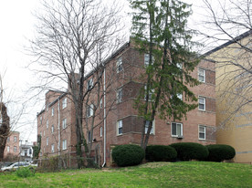 Common Clifton Apartments