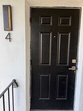 3128 SW 12th Pl in Fort Lauderdale, FL - Building Photo - Building Photo