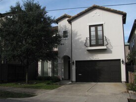4112 Blossom St in Houston, TX - Building Photo