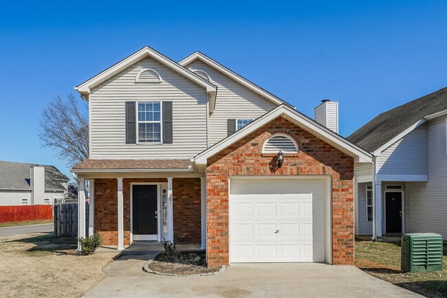 property at 901 Bexhill Ct S