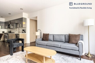 650 E Capitol Ave in Milpitas, CA - Foto de edificio - Building Photo