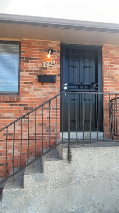 1055 N Raleigh St in Denver, CO - Foto de edificio