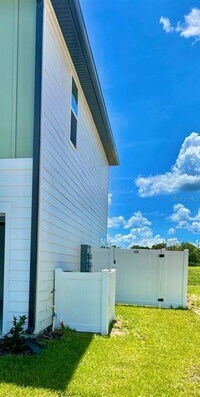 473 Madison Dr photo'