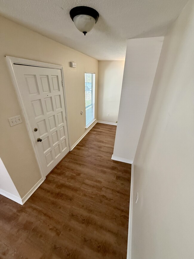 129 Mead Ct in Mandeville, LA - Foto de edificio - Building Photo