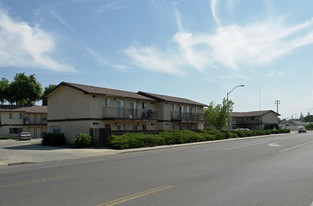 1411 Yosemite Pky Apartments