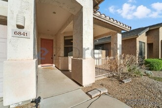 6841 S 26th Pl in Phoenix, AZ - Building Photo - Building Photo