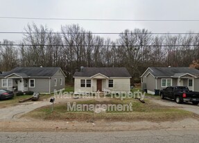 23 Agnew Rd in Greenville, SC - Building Photo