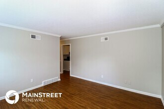 4042 Chinaberry Cove in Memphis, TN - Building Photo - Building Photo