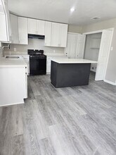 7410 Woodoak Dr in Houston, TX - Building Photo - Building Photo
