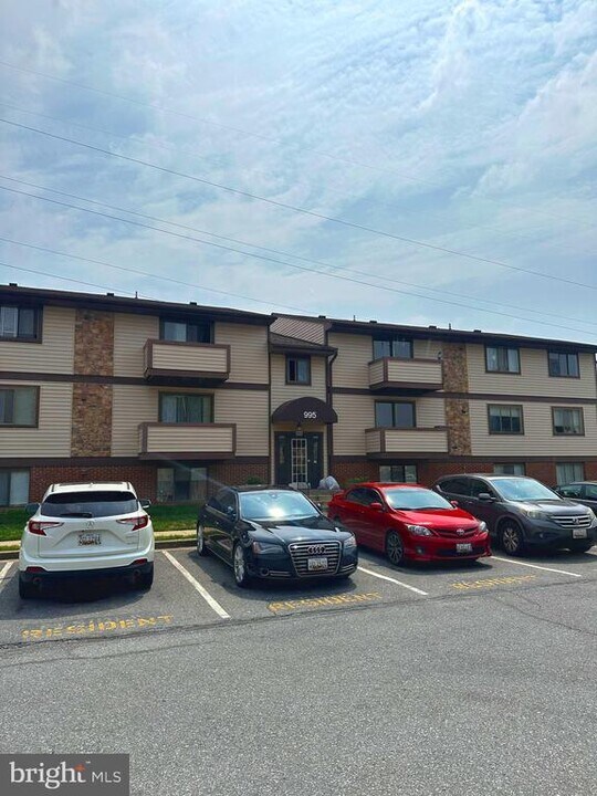 995L Heather Ridge Dr in Frederick, MD - Building Photo