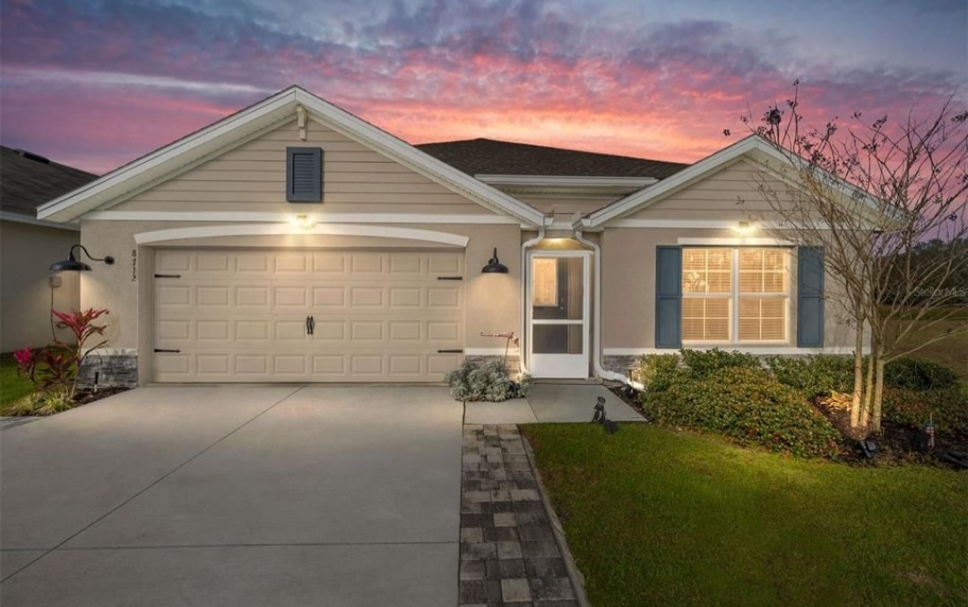 8712 SW 49th Cir in Ocala, FL - Foto de edificio