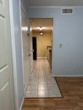1855 Poplar Woods Cir W, Unit Spacious 1BR 1BA for rent in Germantown, TN - Foto de edificio - Building Photo