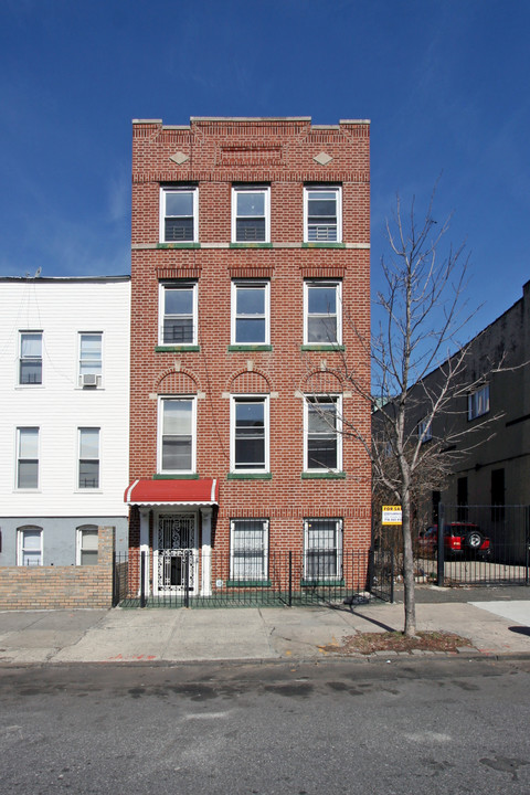 489 Monroe St in Brooklyn, NY - Building Photo