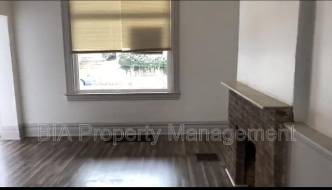 585 Forest Ave in Pittsburgh, PA - Building Photo - Building Photo