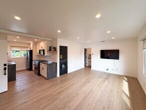 1756 Franklin St, Unit 3 in Santa Monica, CA - Foto de edificio - Building Photo