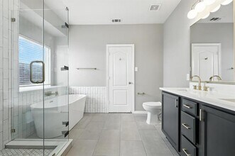 420 Perkins Dr in Argyle, TX - Building Photo - Building Photo