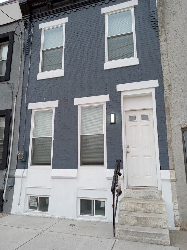property at 1204 S 35th St