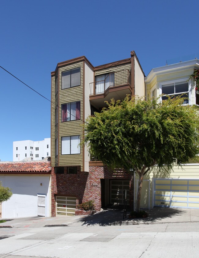 1384 Green St in San Francisco, CA - Building Photo - Building Photo