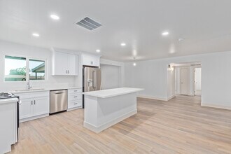 1729 W Cortez St in Phoenix, AZ - Building Photo - Building Photo