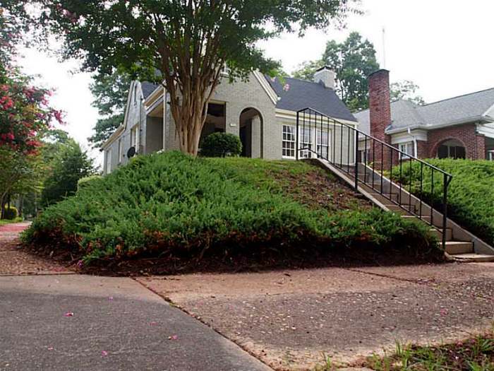 1733 Melrose Dr SW in Atlanta, GA - Building Photo
