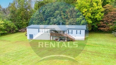 277 Firefly Rd in Whittier, NC - Building Photo - Building Photo