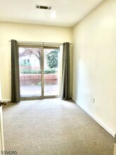 15 Warren St in Jersey City, NJ - Building Photo - Building Photo